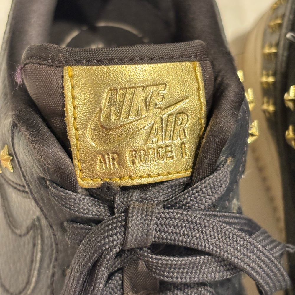 Nike Air Force 1 07 XX GOLD Low Star Studded Black & White Sneakers - Women’s 7 - Picture 4 of 14